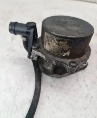 Renault Megane I Vacuum pump 8200072985 72238908 02T1632520