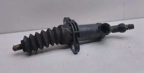 BMW 1 E81 E87 Clutch master cylinder 6785964