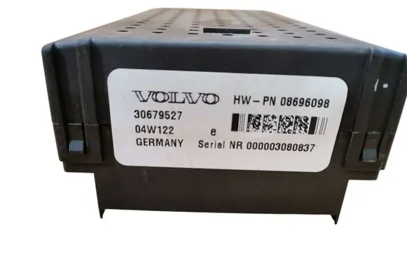 Volvo XC90 Fuse module 30679527 04W122 08696098