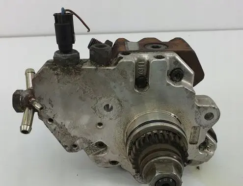 Mercedes-Benz B W245 Fuel injection high pressure pump A6400700701