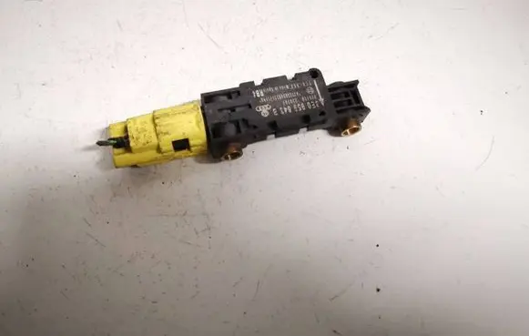 Audi A4 S4 B7 8E 8H Airbag deployment crash/impact sensor 8e0959643b