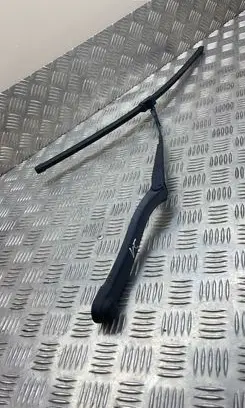 Mercedes-Benz E W212 Front wiper blade arm A2128201444