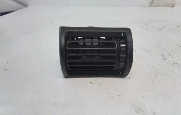 BMW Z3 E36 Dashboard air vent grill cover trim 8397717 R104F011