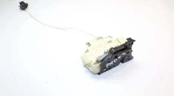 Audi Q7 4L Front door lock 3C2837016A
