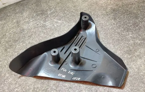 BMW 2 F44 Rear underbody cover/under tray 6858413 15677210