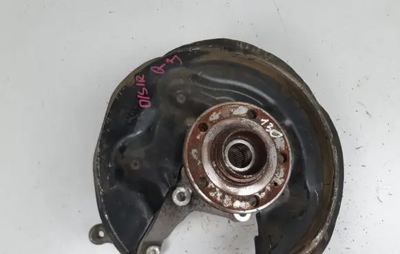 Audi Q3 8U Rear wheel hub spindle/knuckle 3C0505436G 5N0615612D