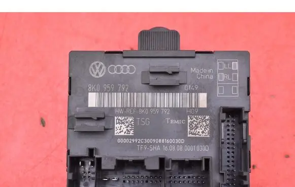 Audi A5 8T 8F Engine control unit/module ECU 8K0959792