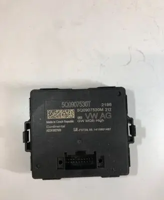 Audi A3 S3 8V Gateway control module 5q0907530t 5q0907530m