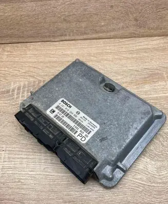 Opel Zafira A Engine control unit/module ECU 24417169 0281010268