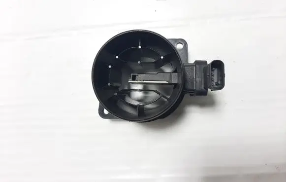 Volkswagen Golf VII Mass air flow meter 04L906461B