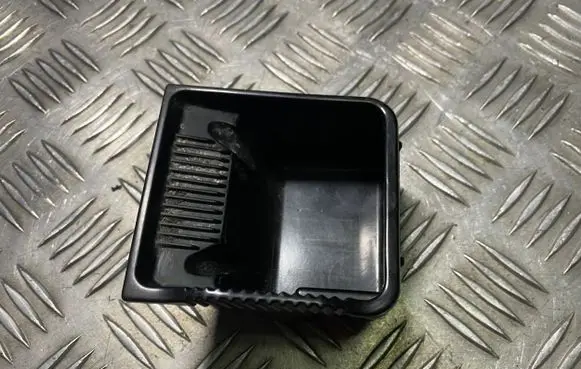 Volkswagen Golf IV Car ashtray 1J0857311A