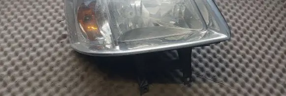 Volkswagen Transporter - Caravelle T5 Headlight/headlamp 7H1941016S 0301191302