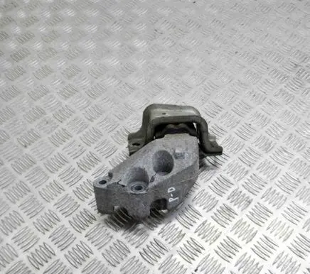 Engine mount bracket
