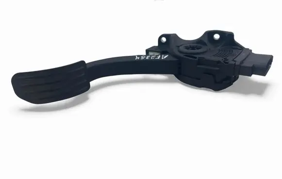 Volvo XC60 Accelerator throttle pedal 31329058