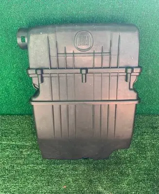 Fiat Panda II Air filter box 51773400