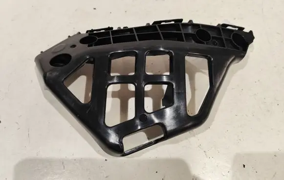 Toyota RAV 4 (XA40) Front bumper mounting bracket