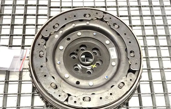 Renault Megane IV Dual mass flywheel 123101804R