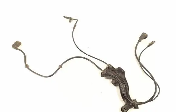 Mercedes-Benz C W205 ABS rear brake sensor 2059058503 2055404106