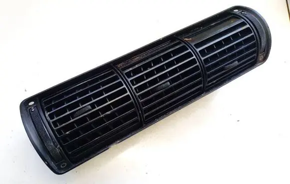 Audi A4 S4 B5 8D Dash center air vent grill 8d0820951