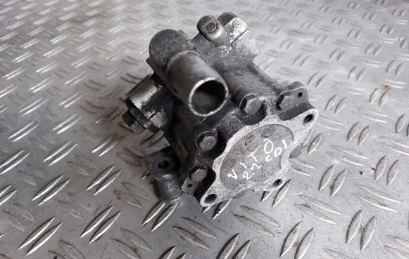 Mercedes-Benz Vito Viano W638 Power steering pump 91208