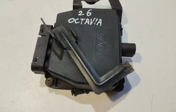 Skoda Octavia Mk2 (1Z) Turbo solenoid valve 1K0906279B