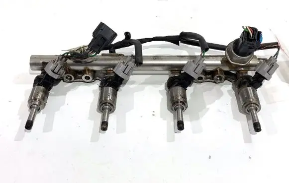 Nissan Qashqai Fuel main line pipe 175204385R