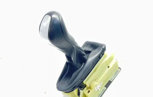 Mercedes-Benz E W211 Gear shifter/selector A2112673124