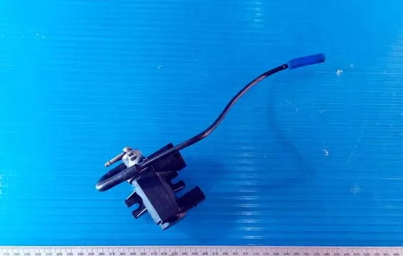 Audi A4 S4 B7 8E 8H Turbo solenoid valve 8E0906627C 07T085 72290313