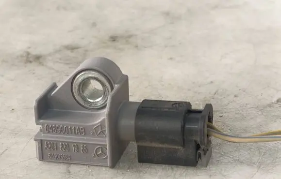 Dodge Journey Airbag deployment crash/impact sensor 04896011AB 5WK43584