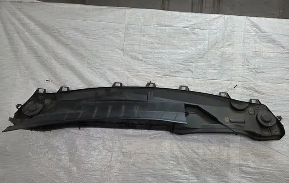Opel Astra K Wiper trim 39056359