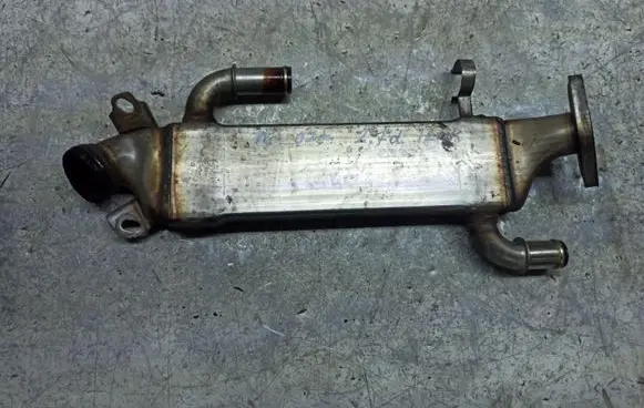 Mercedes-Benz ML W163 EGR valve cooler A6121420077