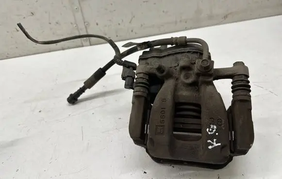 Opel Insignia B Rear brake caliper