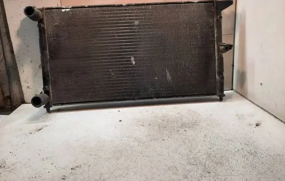 Volkswagen Sharan Coolant radiator 95VW8005AB 850990A R11040