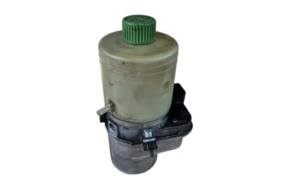 Skoda Fabia Mk1 (6Y) Power steering pump M23600058AS 6Q0423371