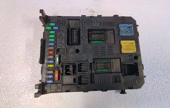 Peugeot 3008 I Comfort/convenience module 966405878002 281192462C 281208364