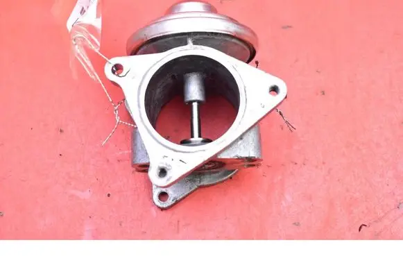 Audi A3 S3 8P EGR valve 038129637D