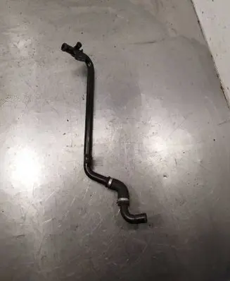 Audi A4 S4 B7 8E 8H Engine coolant pipe/hose 06b103493m