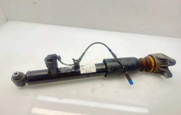 BMW 3 G20 G21 Rear shock absorber/damper 10817611 6898303 75689830301