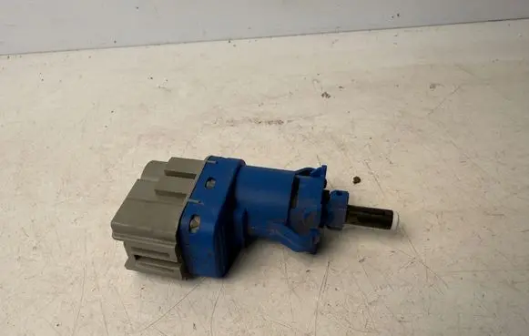 Ford Focus Brake pedal sensor switch 8T4T9G854AA
