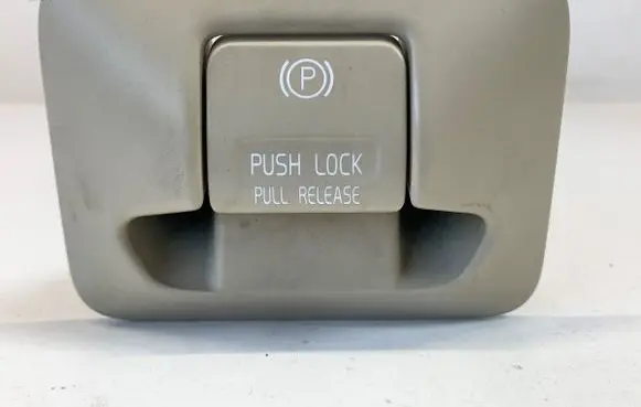 Volvo XC60 Hand parking brake switch 31334638
