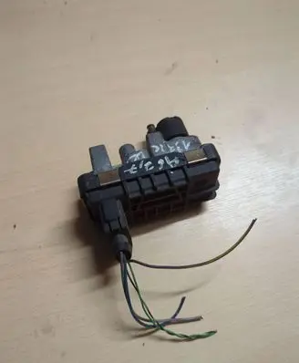 Audi A6 S6 C6 4F Turbine electric control actuator 761963