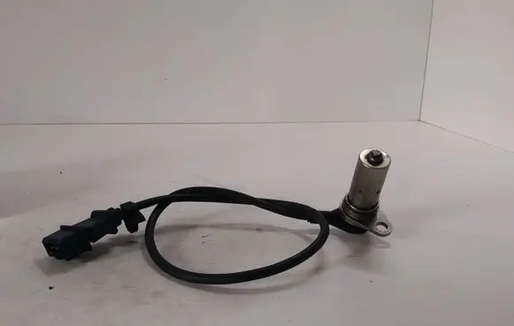 Volkswagen PASSAT B5 Crankshaft position sensor 028907319B