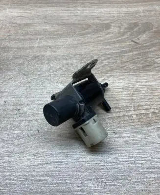 Mitsubishi Carisma Turbo solenoid valve 7700875912 9845