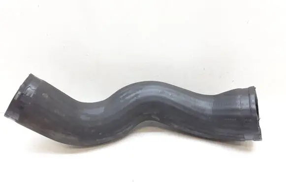Intercooler hose/pipe