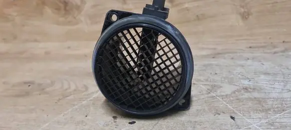 Volvo XC60 Mass air flow meter 30785472
