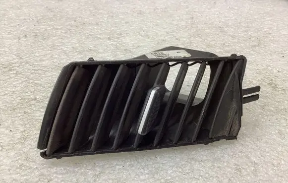 Opel Zafira B Dash center air vent grill 213680437 13145056