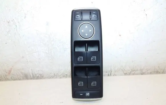 Mercedes-Benz C W204 Electric window control switch A2049055302 2049055302