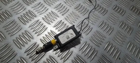 Antenna control unit