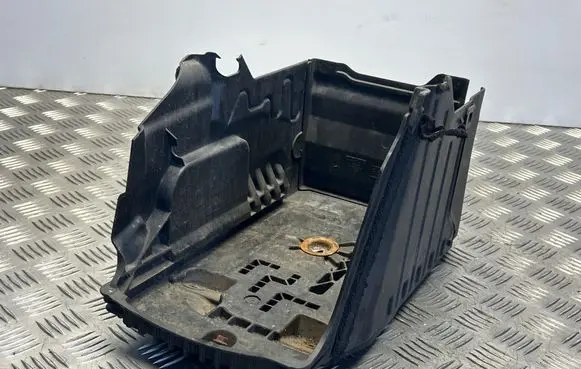 Volvo XC60 Battery tray 31294078