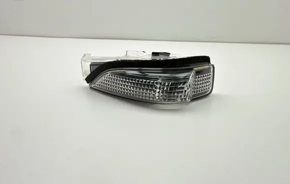 Toyota Auris E180 Mirror indicator light 20493103
